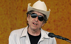 Bob Dylan expands North American tour plans