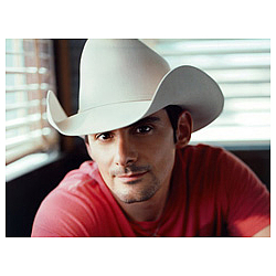 Brad Paisley Inks a Book Deal