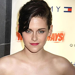 Kristen Stewart keen to meet ‘weird’ Twilight baby
