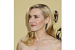 Kate Winslet and Leo`s New York lunch date - The Titanic co-stars hit the Carlyle hotel for a bite to eat, the New York Post reports. The film &hellip;