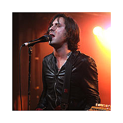 Carl Barat Hails The Heartbreaks As &#039;Finest&#039; Support Band Ever