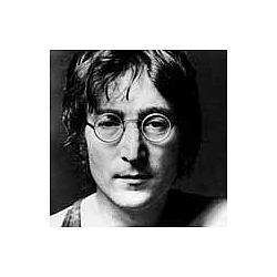 John Lennon gets Steinway tribute