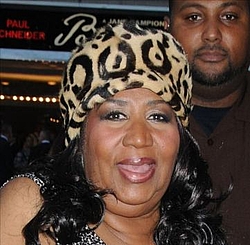 Aretha Franklin forced to cancel all gigs for six months