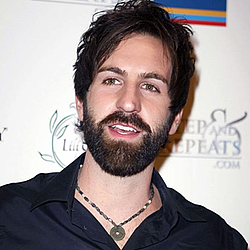 Josh Kelley loves touring with family