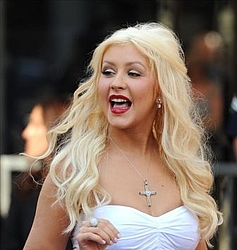 Christina Aguilera seeks career advice from Cher