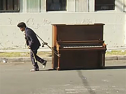 Bruno Mars Drags A Piano In &#039;Grenade&#039; Video Sneak Peek