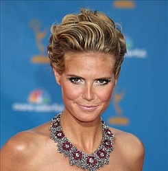 Heidi Klum: `Put on weight to look younger`