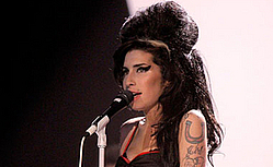 Amy Winehouse announces 2011 comeback tour dates