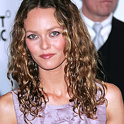 Vanessa Paradis loves to be in France with family ‎