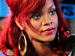 Rihanna Says AMA Performance Will Be &#039;A Challenge&#039;