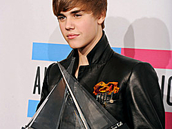 Justin Bieber, Usher Top American Music Awards Winners List