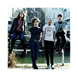 Pulled Apart By Horses Unveil Live Video Exclusively To Gigwise