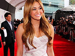Miley Cyrus, Kim Kardashian Top 2010 Web Searches