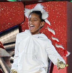 Willow Smith admits singing career puts her behind at school