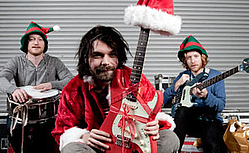 Biffy Clyro spending Christmas in Singapore due to snow - Daily Gossip