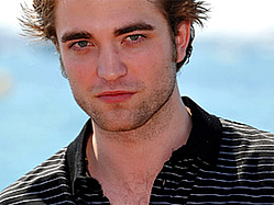 Robert Pattinson Is A Good Kisser, Christina Ricci Says