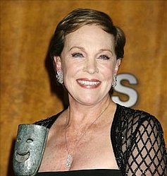 Julie Andrews to receive Grammy lifetime achievement award
