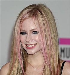 Avril Lavigne `excited` about charity