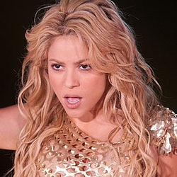 Shakira confirms love split