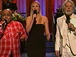 Gwyneth Paltrow Sings With Cee Lo, Covers Taylor Swift On &#039;SNL&#039;