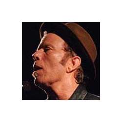 Tom Waits to release chapbook of his poem for homeless