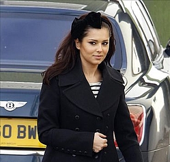 Cheryl Cole travels in style