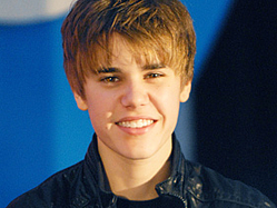 Justin Bieber Addresses Dangers Of Texting And Driving On &#039;Extreme Makeover&#039;