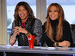 &#039;American Idol&#039; Judge Steven Tyler Gets Props From Daughters Liv, Mia