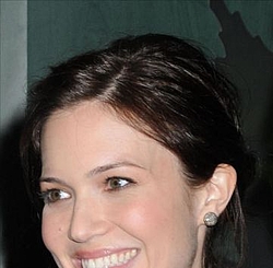 Mandy Moore `done with romcoms`