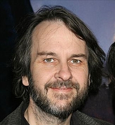 Peter Jackson delays start of Hobbit filming after suffering stomach ulcer
