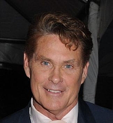 David Hasselhoff becomes good friends with Pixie Lott