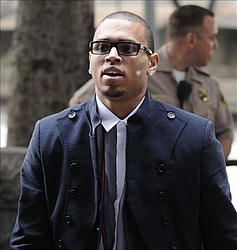 Chris Brown completes domestic violence counselling