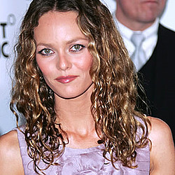 Vanessa Paradis doesn’t want to “please everyone”