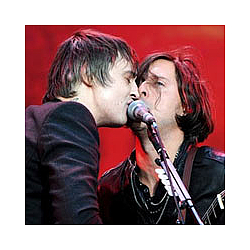 The Libertines Offered 2011 Gigs, Pete Doherty Reveals