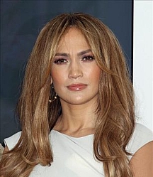 Jennifer Lopez: `I was insecure about my voice`