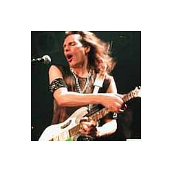 Steve Vai aims for Guinness Record