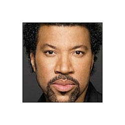 Lionel Richie tops Last FMs most popular love song poll