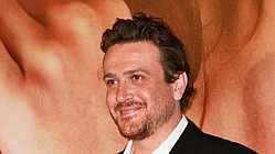 Jason Segel smooches on new girl in Meat Packing District