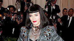 Madonna banned from theater for texting