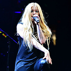 Avril Lavigne charges £250 for awkward, no-contact meet and greet