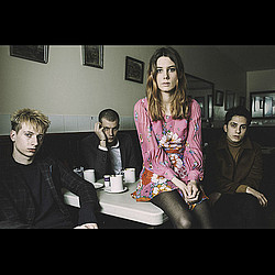 Wolf Alice: &#039;The 1975 get so much s**t that they don&#039;t deserve&#039;