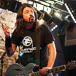 Dave Grohl pays tribute to late Gwar frontman in Virginia