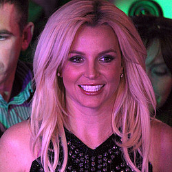 Britney Spears extends Las Vegas residency