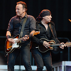 Bruce Springsteen among &#039;most dangerous&#039; artists to search for online