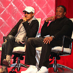 Dr Dre sells Beats headphones to Apple for a cool $3billion