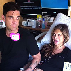 Robbie Williams felt the need to live-tweet his wife&#039;s childbirth