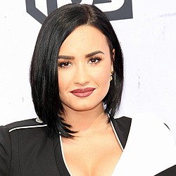 Demi Lovato slips and falls at WE Day gig