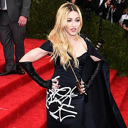 Madonna &#039;ordered to remove parking signs&#039;