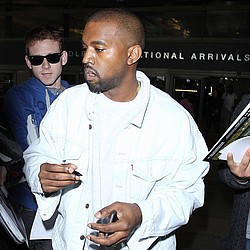 Kanye West apologises for Twitter confusion