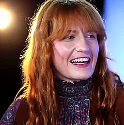 Florence Welch performs Shakespeare sonnet